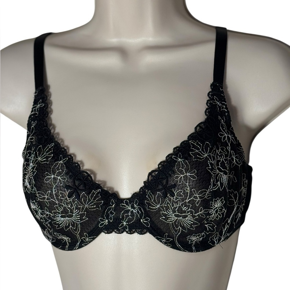 Wacoal Sitting Pretty Two-Toned Embroidered Lace Underwired Bra 36B Black 85187